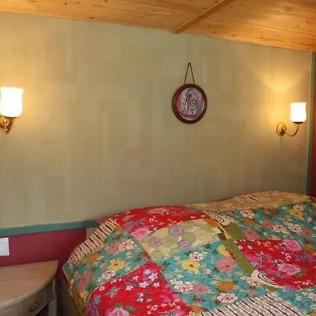 Aux Coeurs De Marie فندق مبيت وإفطار